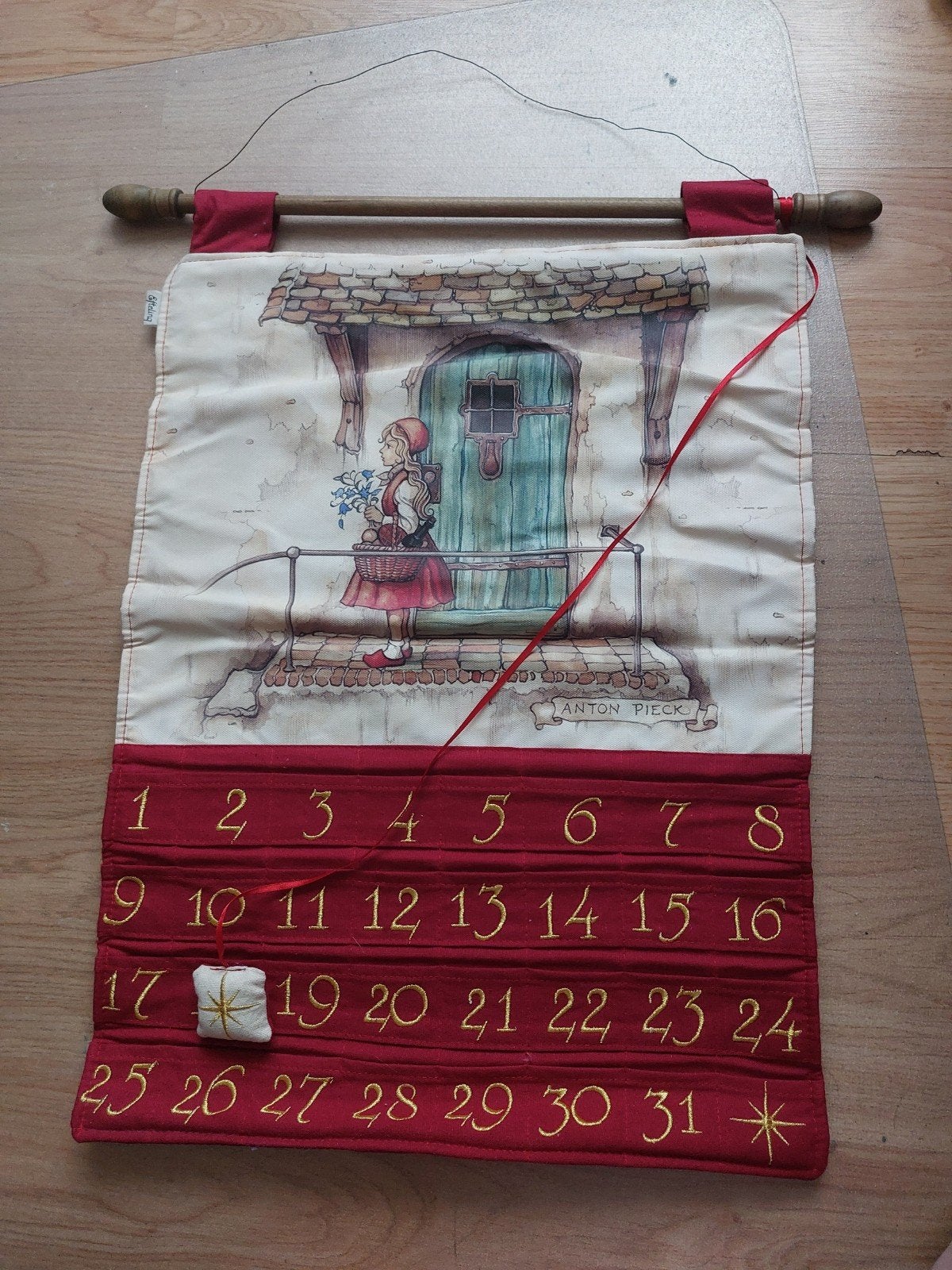 Adventkalender Efteling Roodkapje 54.541cm, Ophalen of Verzenden, Nieuw, Overige typen