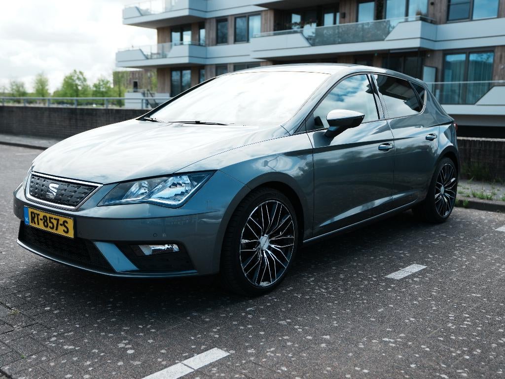 Seat Leon 1.0 Ecotsi 115PK 2018, Voorwielaandrijving, Stof, Leon, Origineel Nederlands