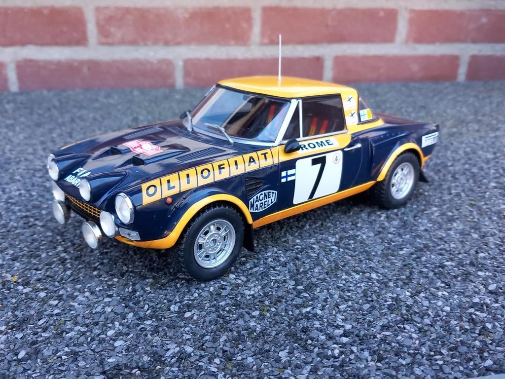 Fiat 124 Abarth

Rally Monte Carlo 1976

#4 M.Alén -, Hobby en Vrije tijd, Modelauto's | 1:18, Ophalen of Verzenden, Nieuw, Auto