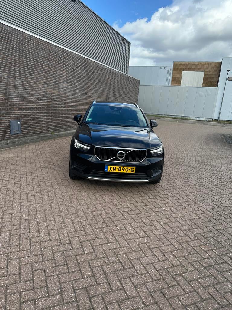 Volvo XC40 T4 190pk Geartronic 2019 Zwart, 1800 kg, 1969 cc, Zwart, Origineel Nederlands