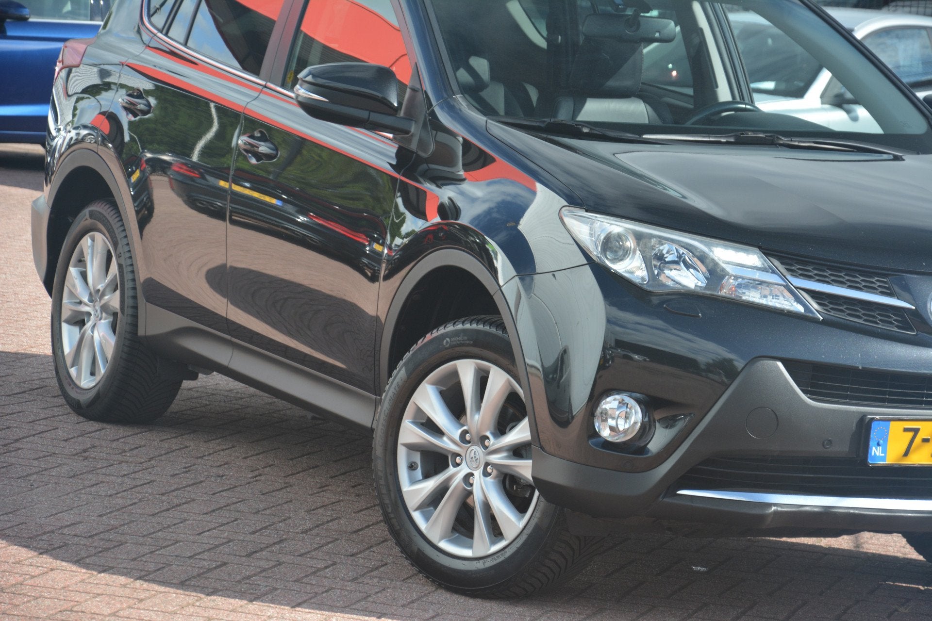 Toyota RAV4 2.0 Executive Business 4WD | Navigatie | Camera, Auto's, Automaat, Euro 5, Gebruikt, 4 cilinders