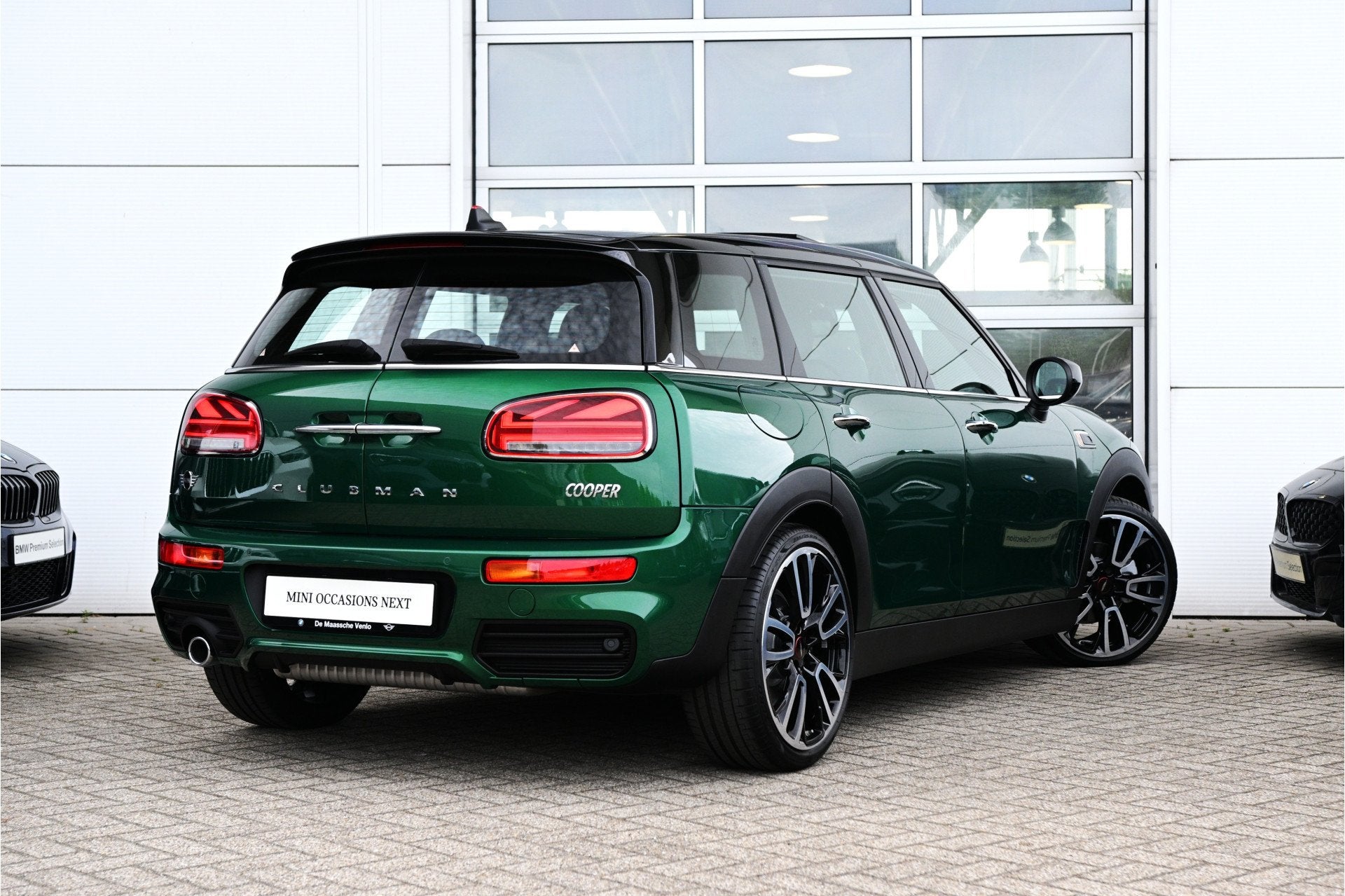 MINI Clubman Cooper JCW / Panoramadak / Sportonderstel / Com, Auto's, Mini, 136 pk, Gebruikt, Met garantie (alle), Handgeschakeld
