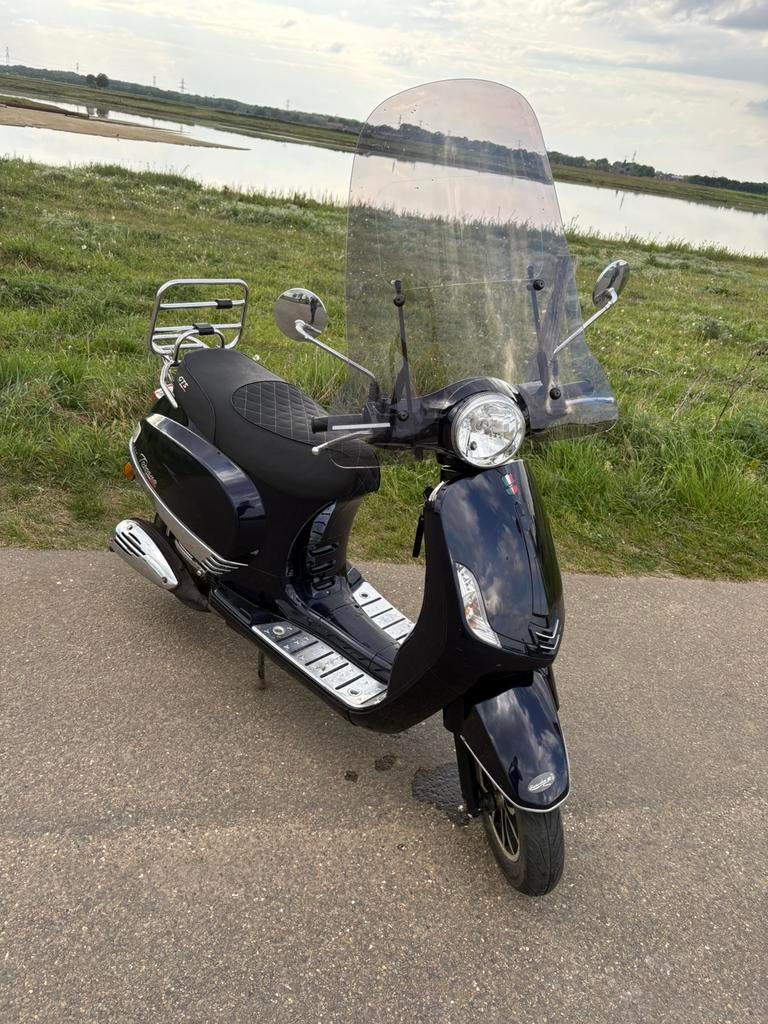 Snorscooter GTS Toscana, Gebruikt, Benzine, Ophalen, Overige merken