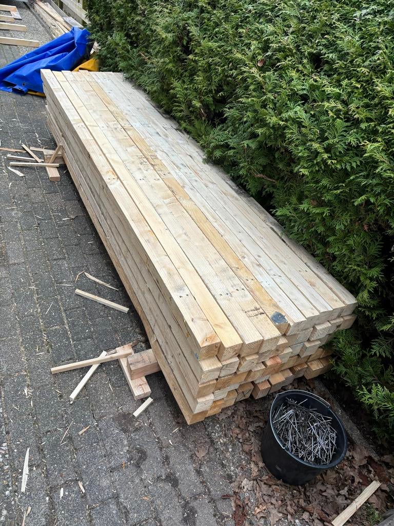 Gebruikte vuren balken 7x7 lengte tussen de 3 en 4 meter, Ophalen, Gebruikt, 250 cm of meer, Balken