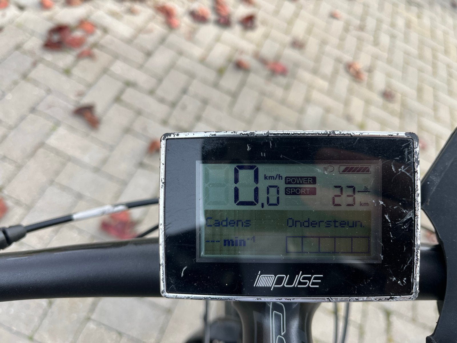 Foto 12 van Gazelle E-bike met defecte trapondersteuning, 2 accu's