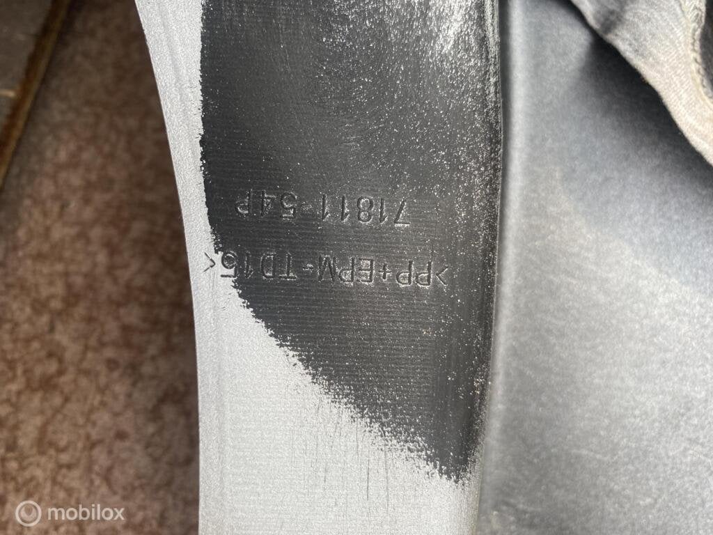 Achterbumper suzuki vitara  7181154p Origineel, Auto-onderdelen, Gebruikt, Ophalen of Verzenden, Achter, Bumper