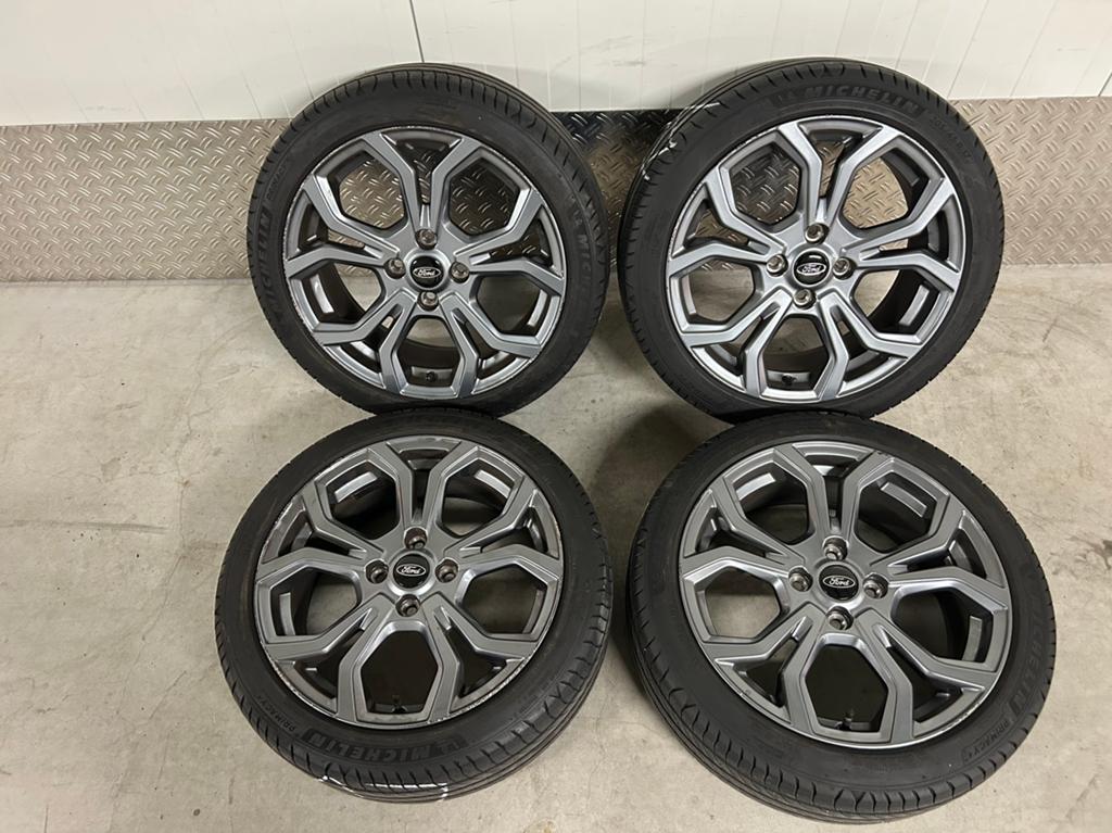 Ford Fiesta MK8 st-line ST 17 inch 4x108 michelin zomer, Ophalen, Gebruikt, Ford, Banden en Velgen