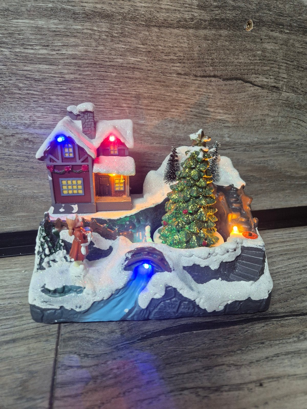 Kerstdorp mooi verlicht item bewegend kersthuisjes, Diversen, Kerst, Ophalen of Verzenden, Zo goed als nieuw