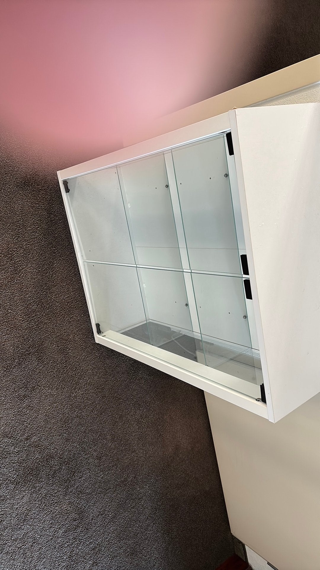 Vitrine kastje, Ophalen, 50 tot 100 cm, Zo goed als nieuw, Minder dan 100 cm