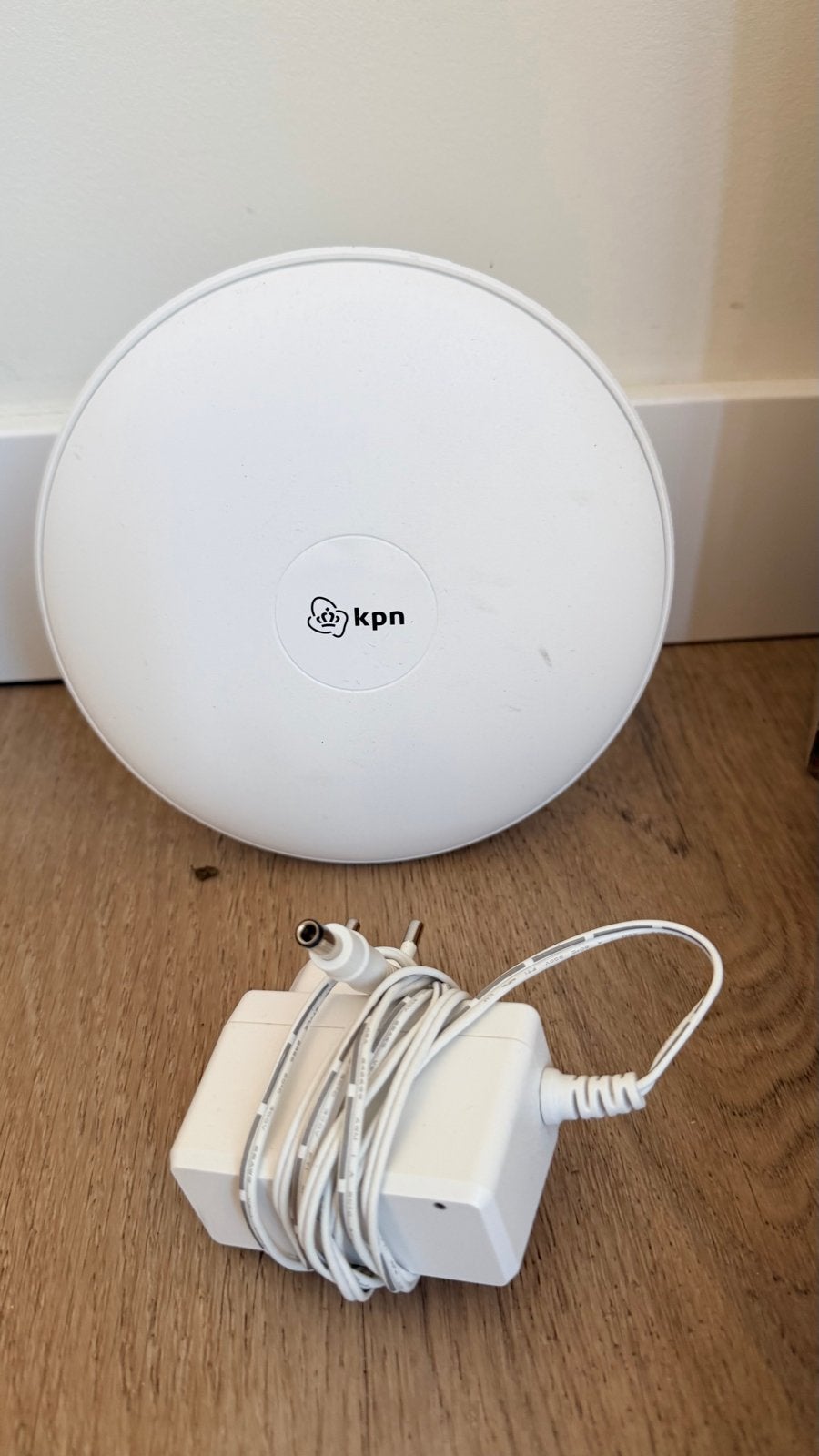 KPN SuperWifi 2 - Router voor optimaal draadloos internet, Verzenden, Zo goed als nieuw, Router