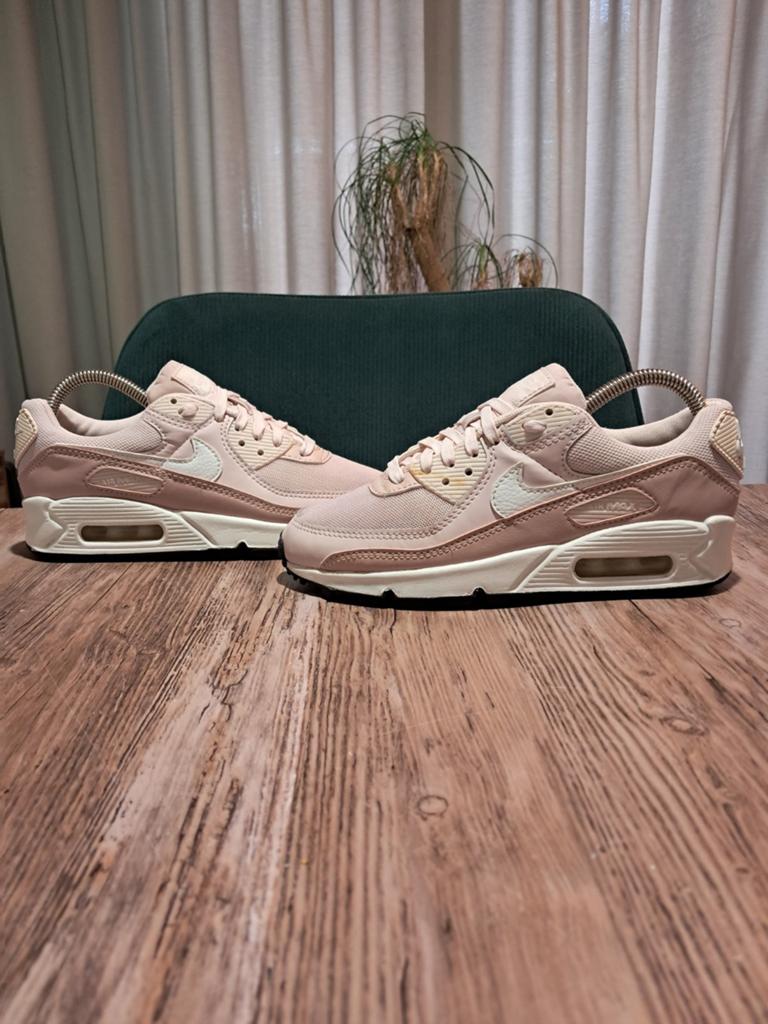 Nike Air Max 90 Leather 'Barely Rose' Size 36,5, Nike, Ophalen of Verzenden, Sneakers of Gympen, Roze