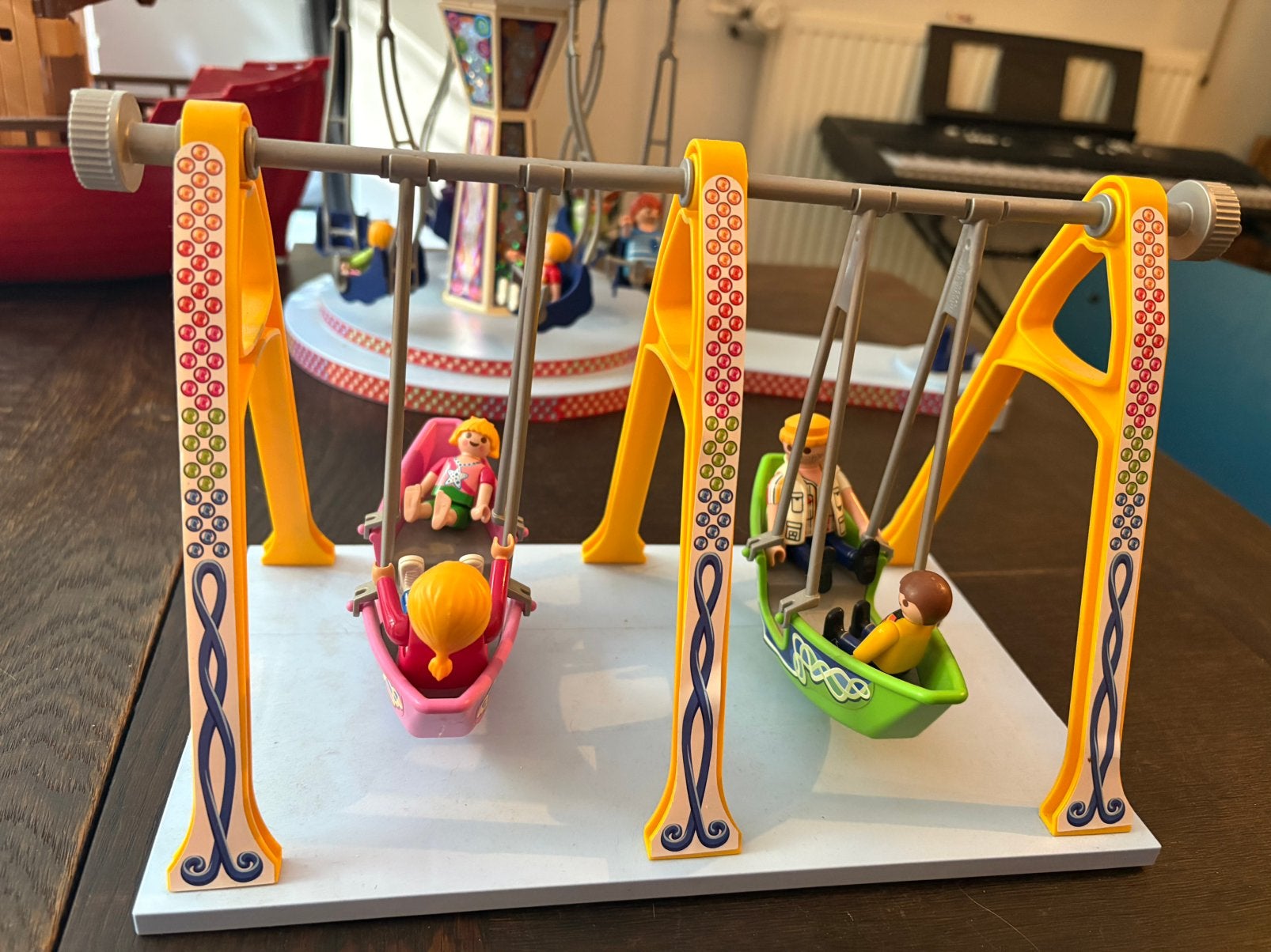 Onderdeel van kermis, Ophalen, Zo goed als nieuw