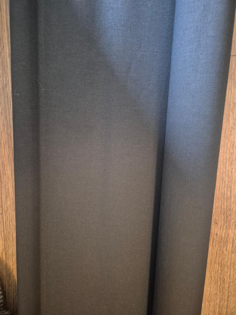 2 Veneta rolgordijnen 286x140cm, Ophalen of Verzenden, Gebruikt, Zwart