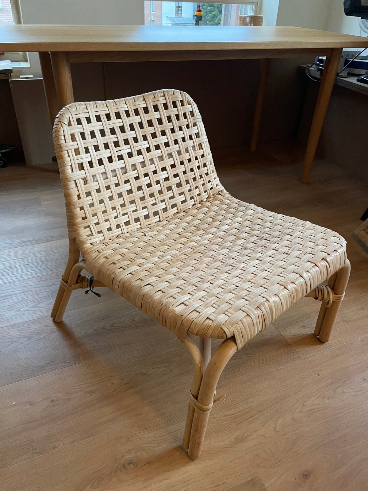 Rotan stoel, Ophalen, Zo goed als nieuw, Bruin, Eén