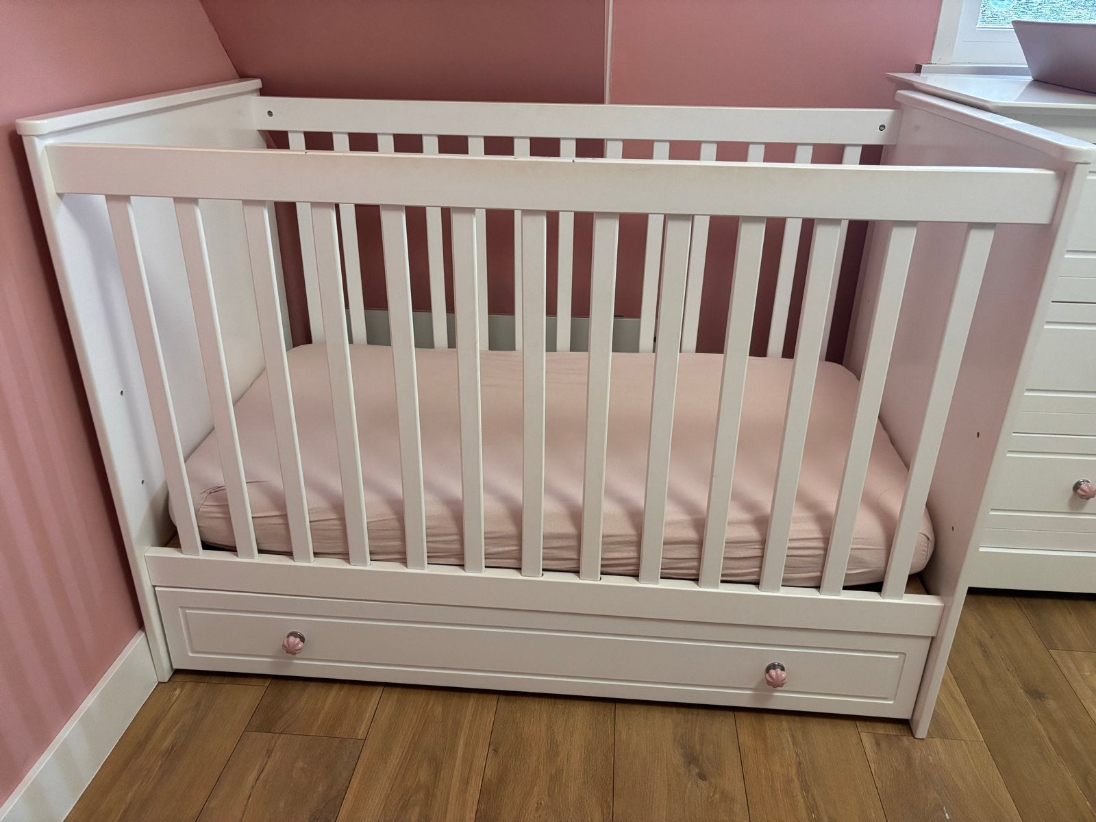 Babykamer Kinderkamer Petit Amélie - Ledikant Commode Kast, Ophalen, Gebruikt, Meisje