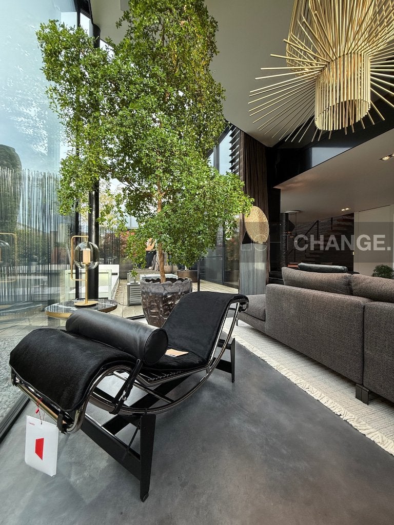 Cassina 4 Hairy Skin of Leder OUTLET -40% -50% LC4 LC2 NIEUW, Huis en Inrichting, Waterstad 23, High-end Furniture, Nieuw, Leer