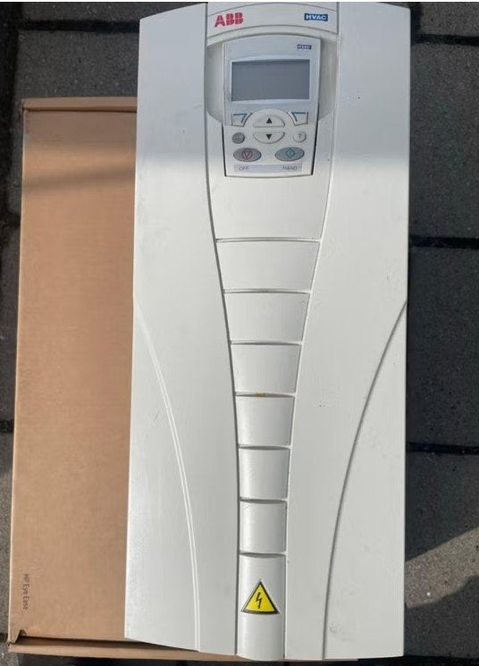 frequentieregelaar ABB ACH550-01-031A-4 ., Hobby en Vrije tijd, Elektronica-componenten, Ophalen of Verzenden, Gebruikt