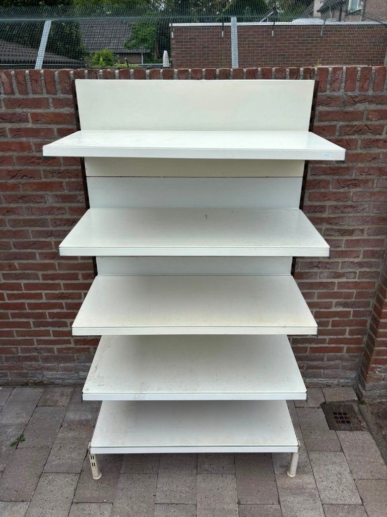 Winkel stellingen, Tego wandstelling, Ophalen
