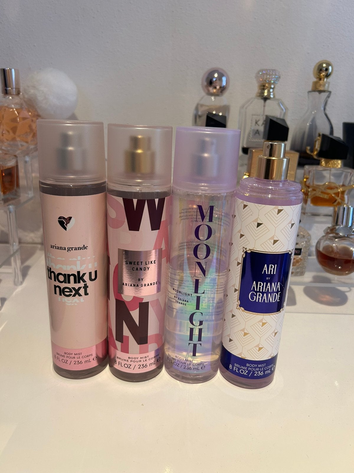 Ariana Grande bodymist, Ophalen of Verzenden, Zo goed als nieuw, Overige kleuren, Handen en Nagels