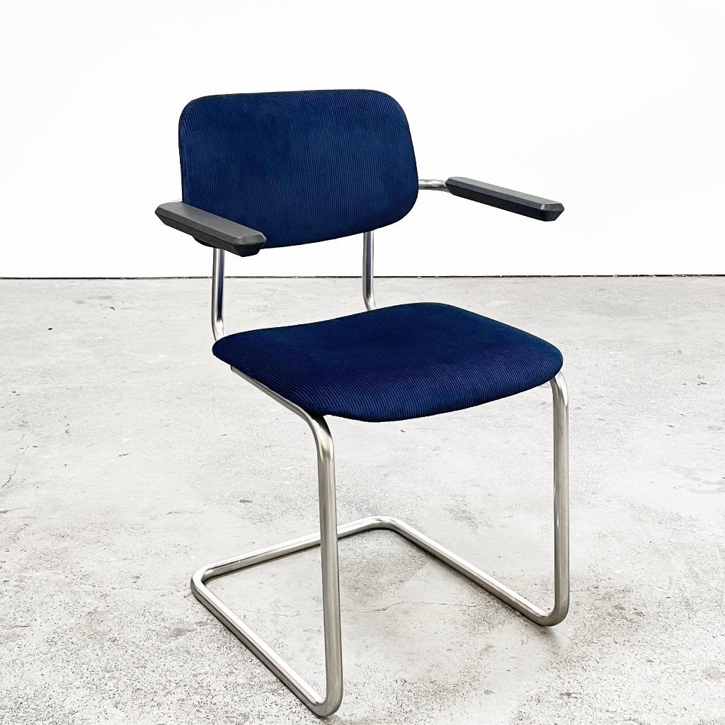 Vintage Gispen 1125 cirrus, info/prijs/aantal > beschrijving, Huis en Inrichting, Ophalen, Zo goed als nieuw, The Haystack, Info@thehaystack.nl