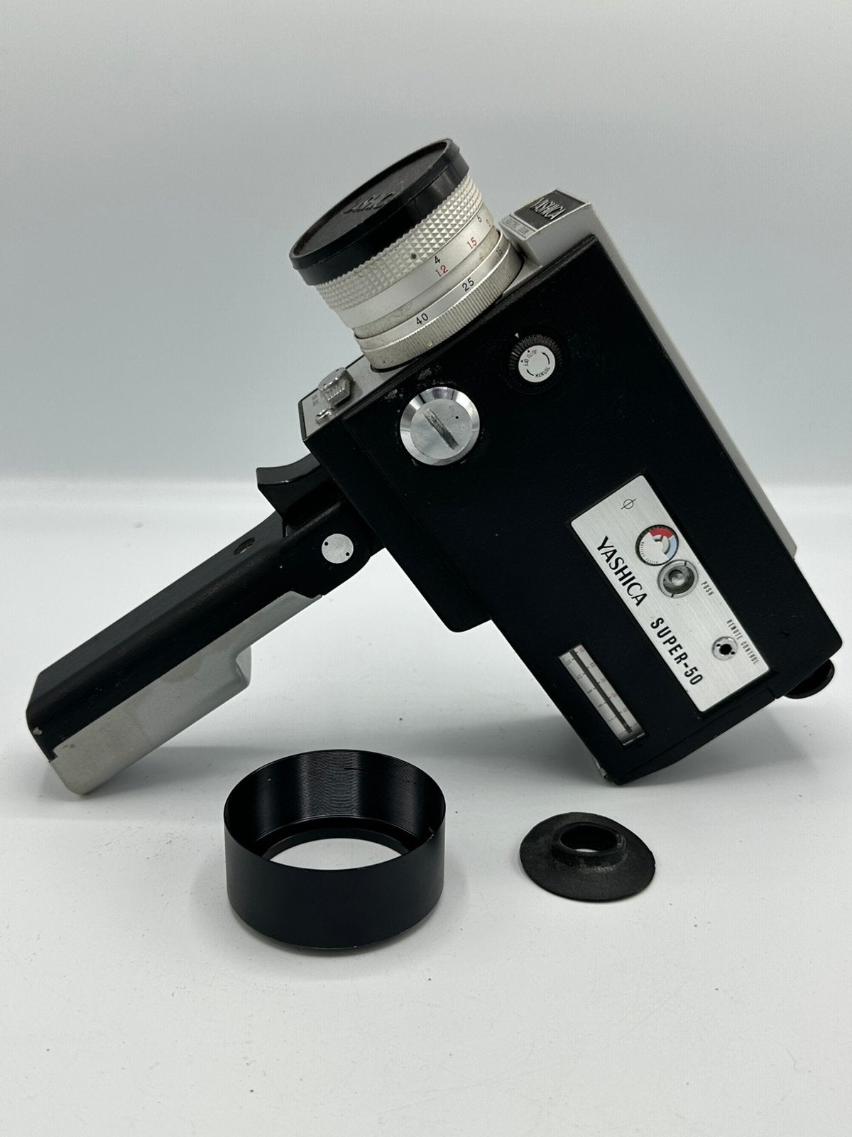 Vintage Yashica Super-50 Super 8 Film Camera, Audio, Tv en Foto, Videocamera's Analoog, Ophalen of Verzenden, 8mm, Camera