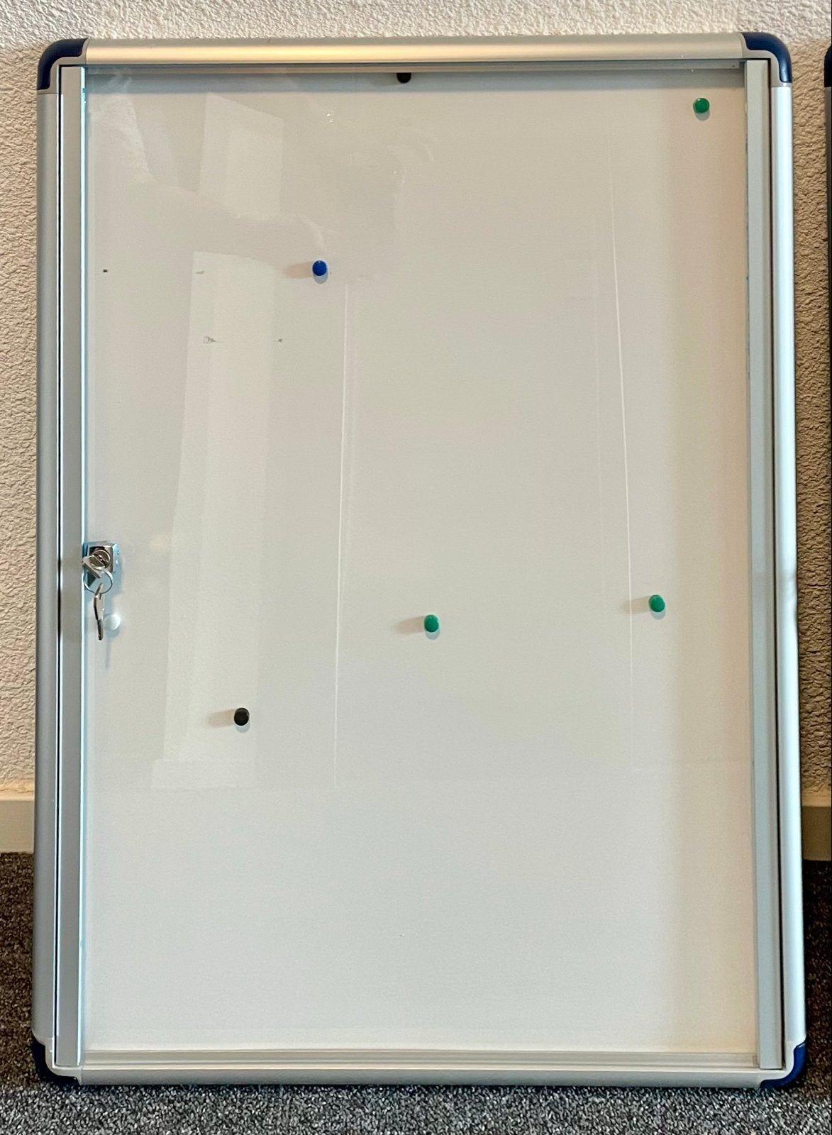 Afsluitbare magnetische vitrinekasten z.g.a.n, Ophalen, Gebruikt