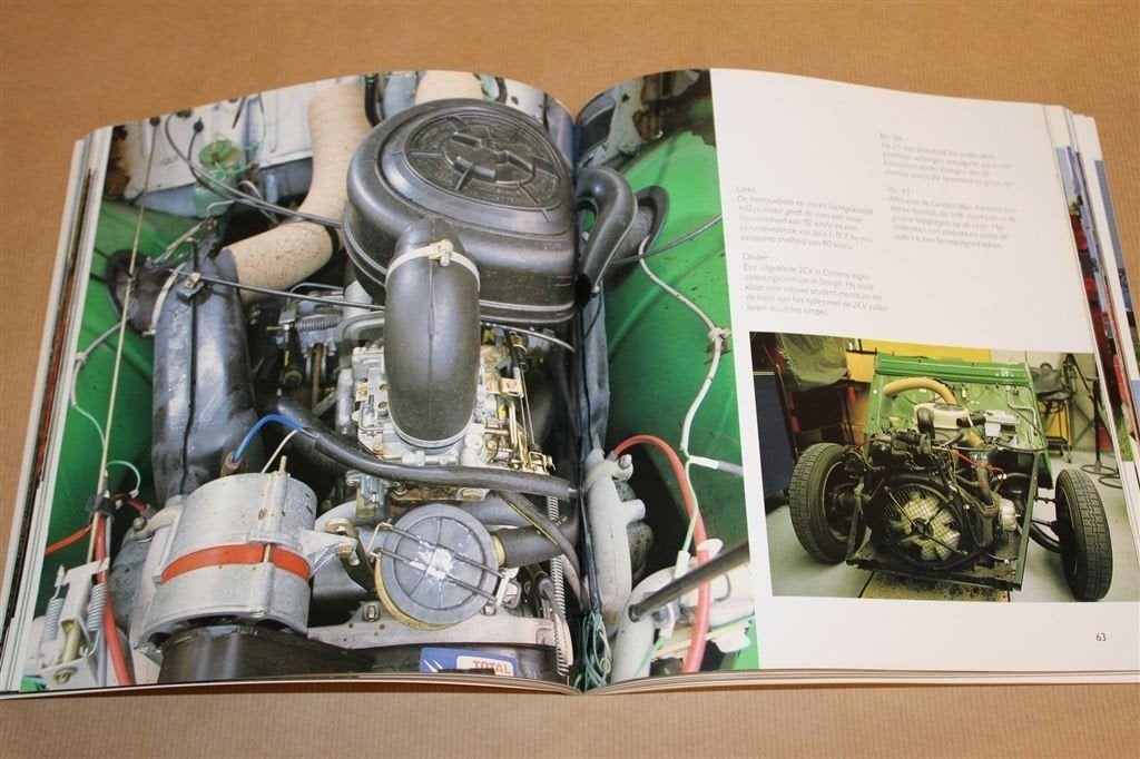 Citroën 2CV \'de Eend\' — Fotoboek met Begeleidente Teksten, Ophalen of Verzenden, Gelezen, Citroën