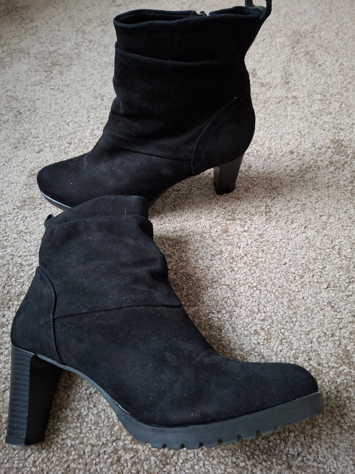 Van Dalen suède enkellaarsjes met blokhak - Maat 41, Zwart, Lage of Enkellaarzen, Nieuw, Ophalen of Verzenden