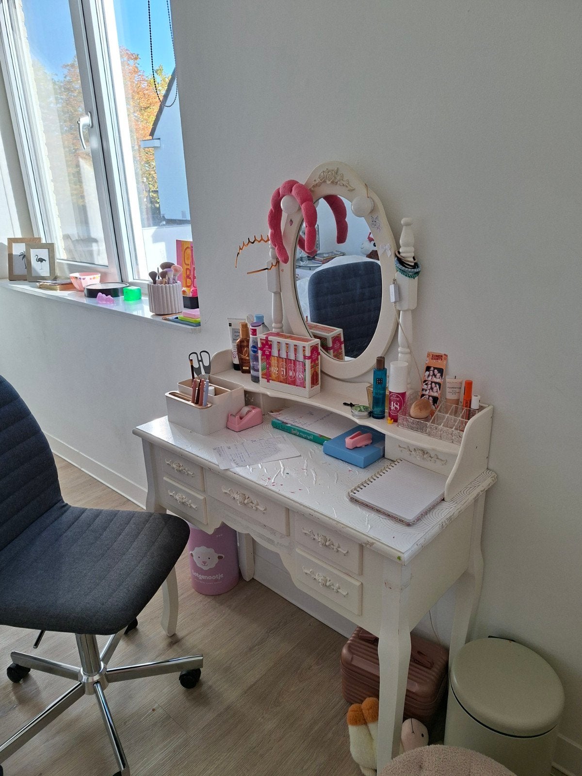 Kaptafel met spiegel in prima staat (stoel eventueel inbegre, Minder dan 50 cm, Gebruikt, Ophalen of Verzenden, Minder dan 100 cm