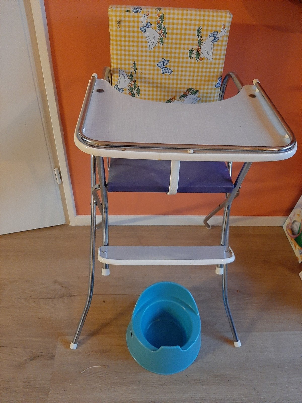 Vintage  kinderstoel met eendjesprint, Ophalen, Gebruikt, Overige typen, Gordel(s)