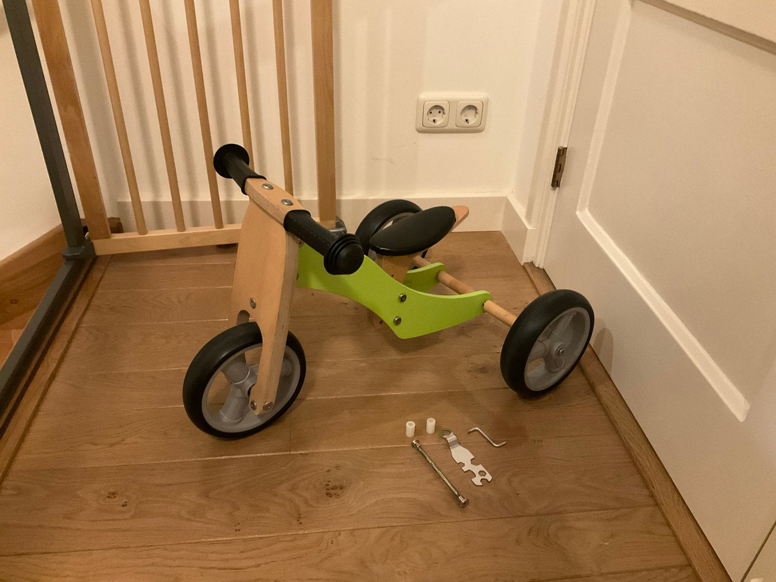 Houten loopfiets/driewieler voor kinderen, Fietsen en Brommers, Ophalen, Zo goed als nieuw, Minder dan 16 inch