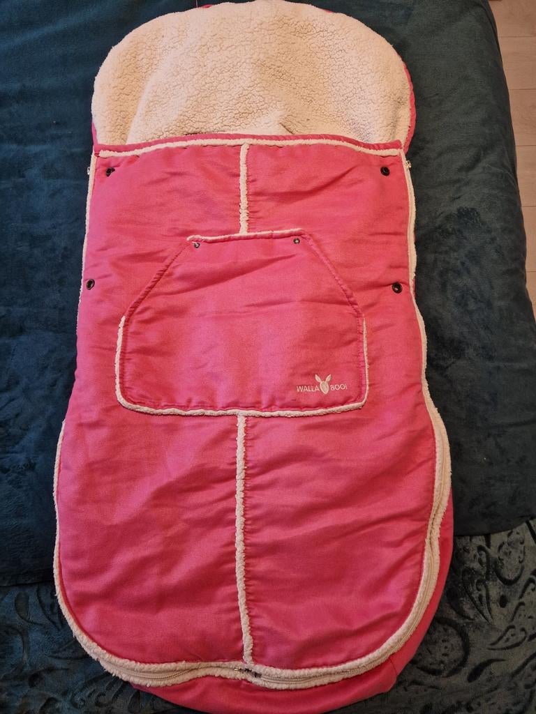 Wallaboo voetenzak te koop, Kinderen en Baby's, Kinderwagens en Combinaties, Ophalen of Verzenden, Overige merken
