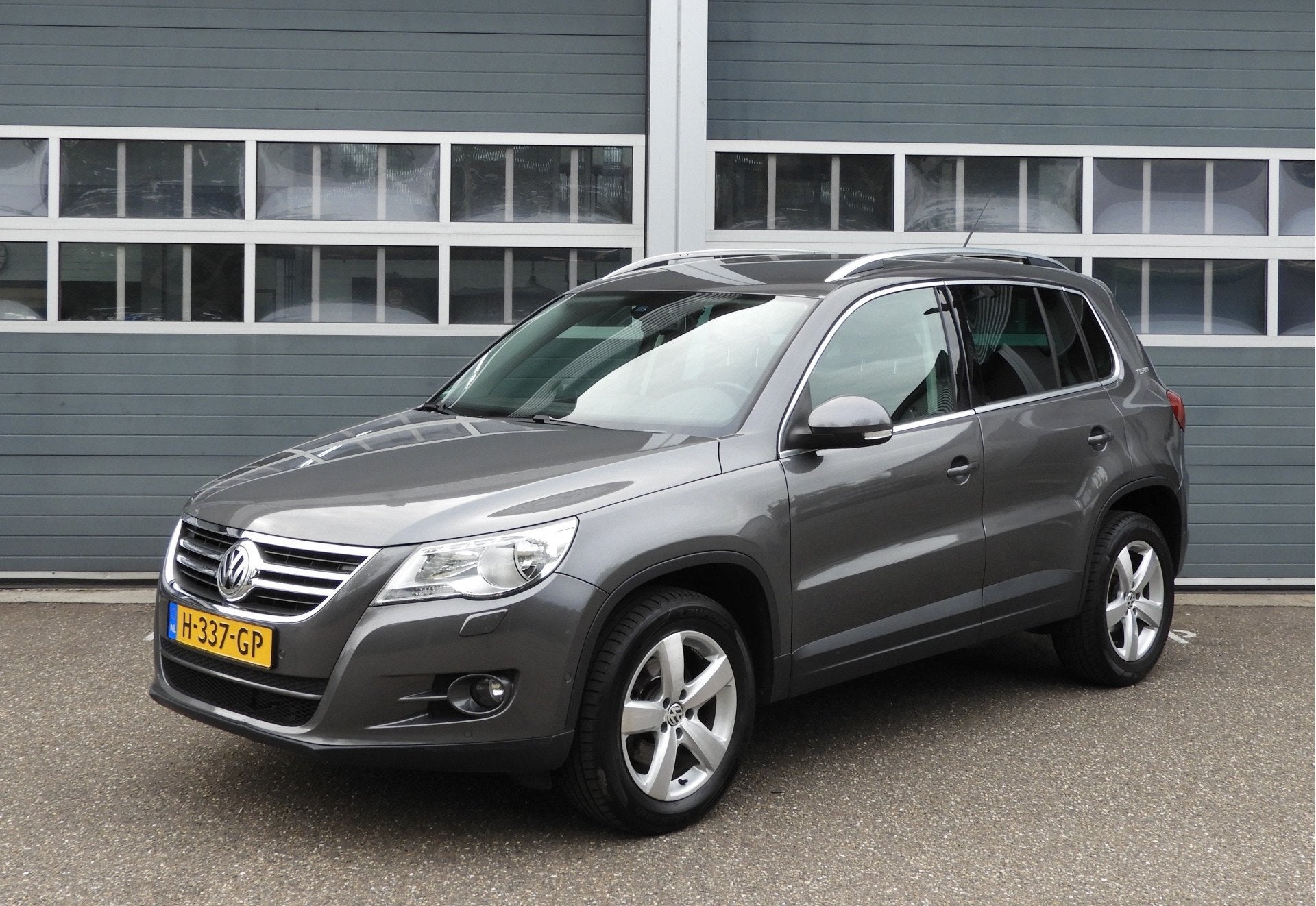 Volkswagen Tiguan 1.4 TSI | TREKHAAK | PDC | CLIMA | STOELVE, Voorwielaandrijving, Euro 5, 15 km/l, 1800 kg