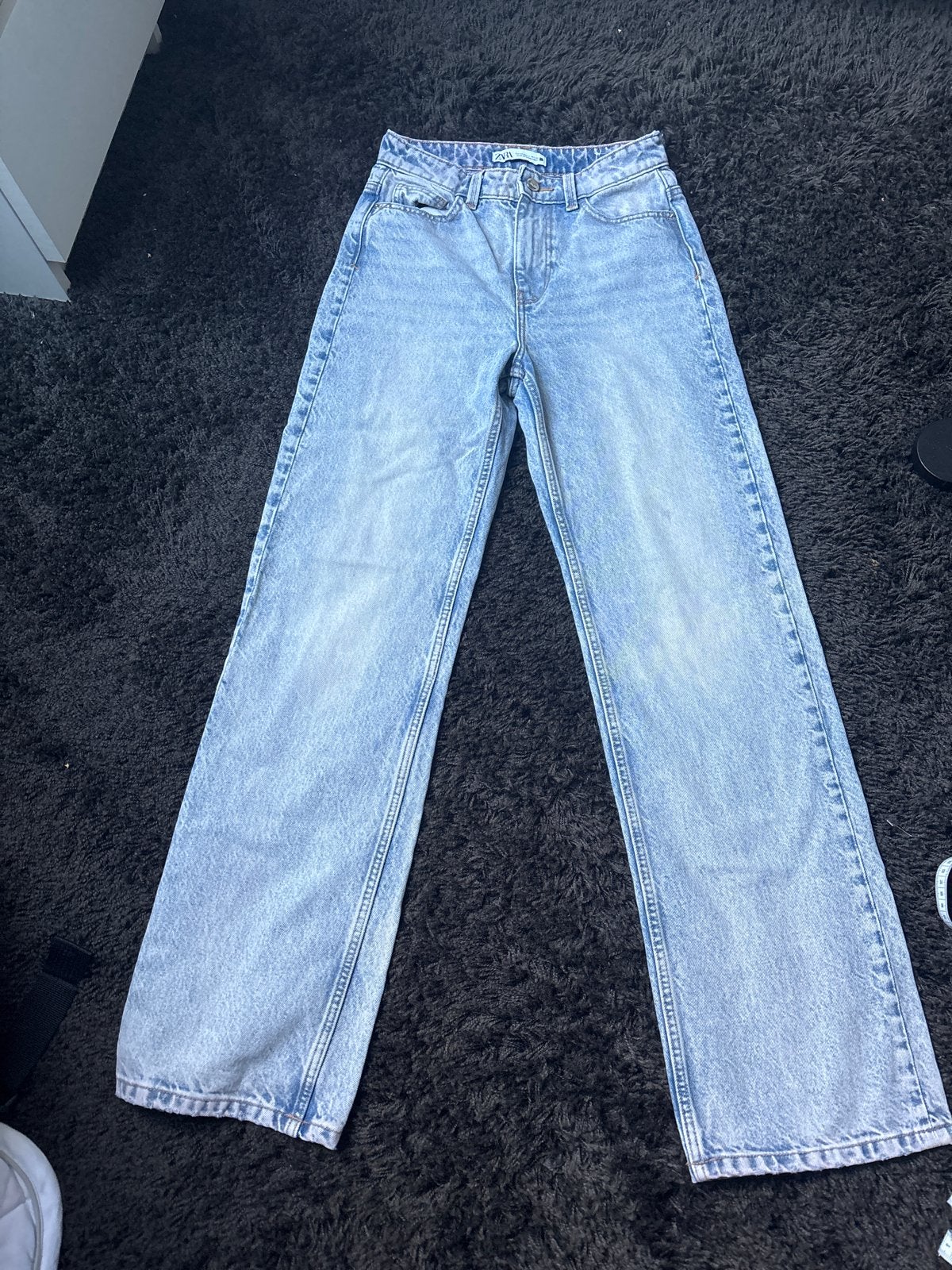 Zara wide leg jeans - lichtblauw - maat 34, Ophalen of Verzenden, Zo goed als nieuw, Blauw, W27 (confectie 34) of kleiner