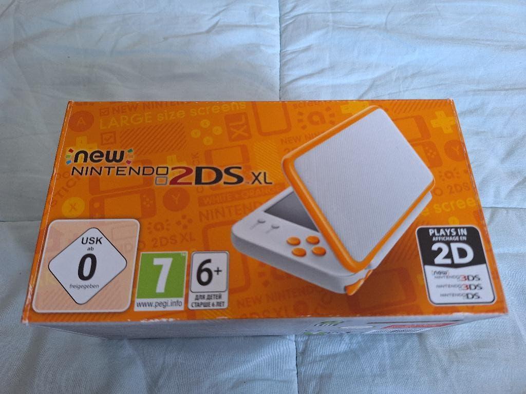 New Nintendo 2DS XL – in absolute nieuwstaat (wit /oranje), Ophalen of Verzenden, Zo goed als nieuw, Met beschermhoes of tas, Wit