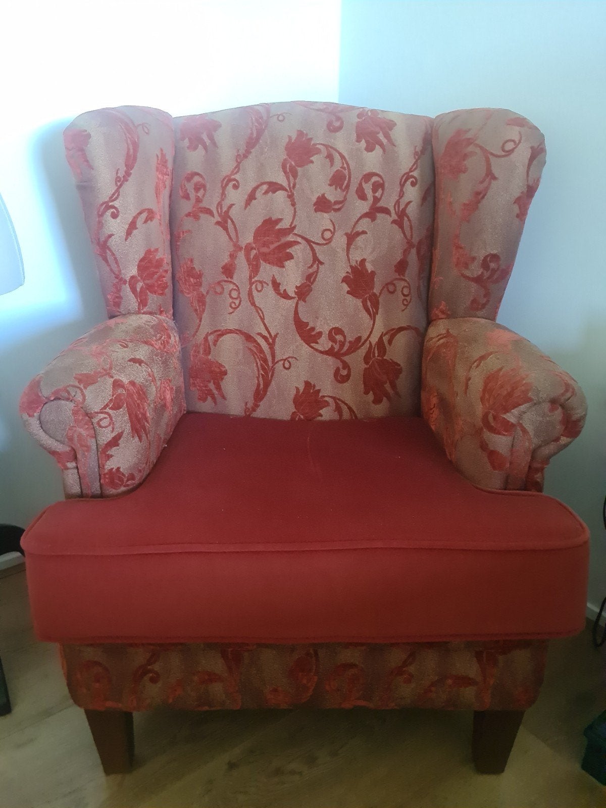 Volledig nieuw bekleedde fauteuil met bloemmotief - Rood, Huis en Inrichting, Fauteuils, Ophalen, Klassiek, Bloemmotief, Nieuw
