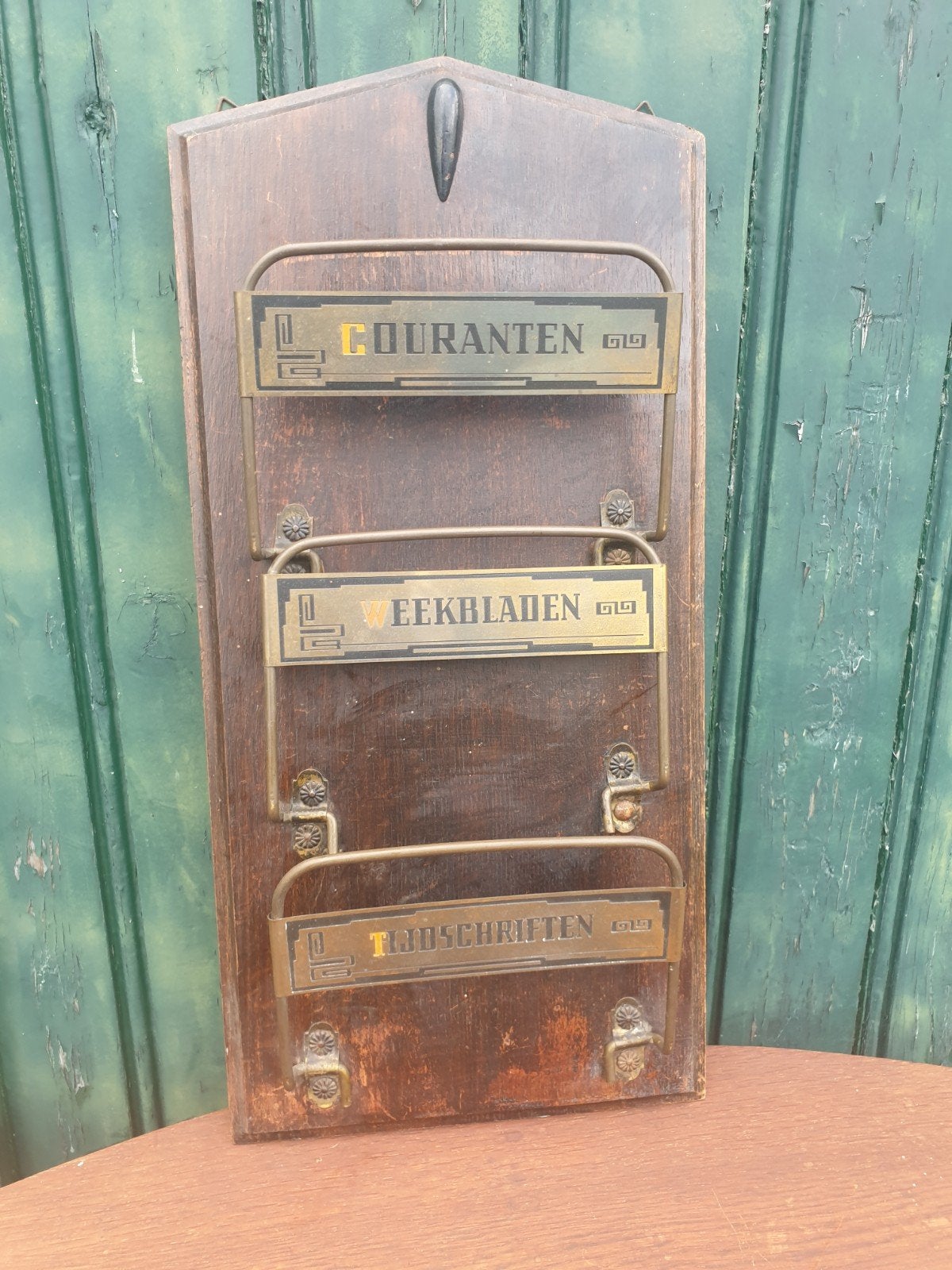 kranten tijdschriften rekje couranten weekbladen, Tuin en Terras, Ophalen of Verzenden, Gebruikt, Wandbrievenbus