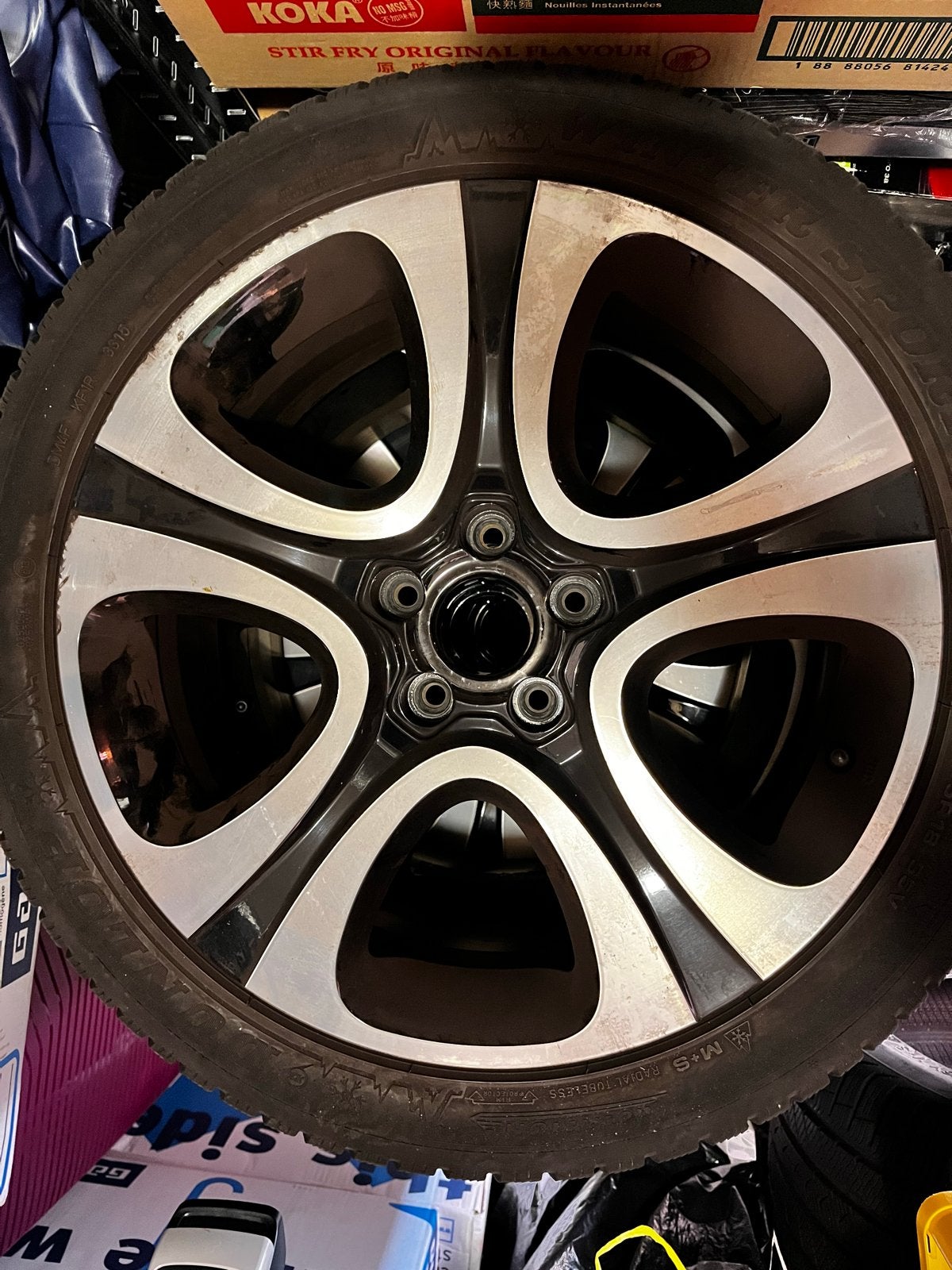 Winterbanden met velgen voor Fiat 500X, 18 inch, Gebruikt, Banden en Velgen, Personenwagen