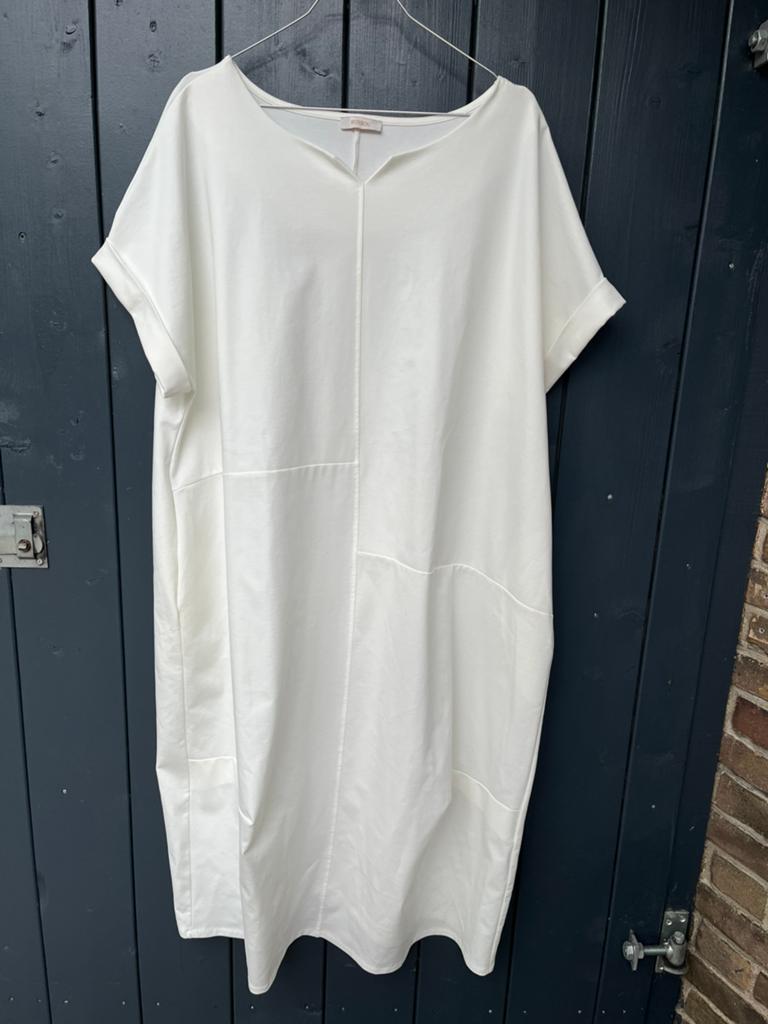 Schitterende witte zomerjurk OS, Kleding | Dames, Jurken, Verzenden, Zo goed als nieuw, Zwart, Onder de knie