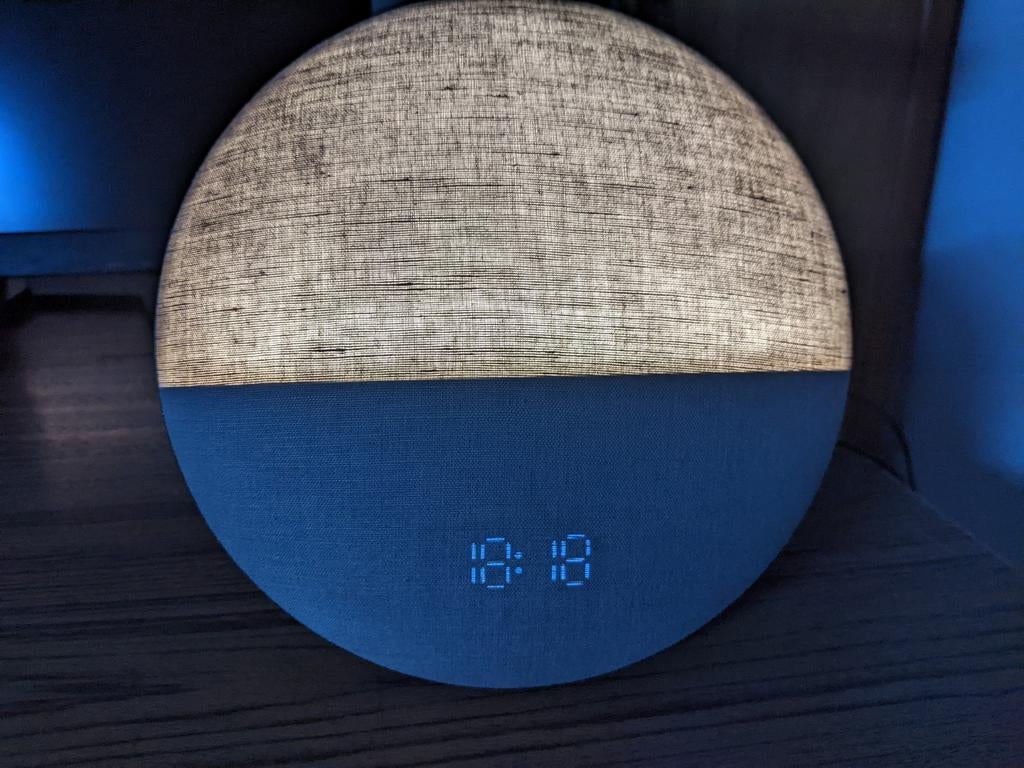 Draadloze speaker met klok, sfeerlicht en wake-up light, Audio, Tv en Foto, Radio's, Zo goed als nieuw, Ophalen of Verzenden
