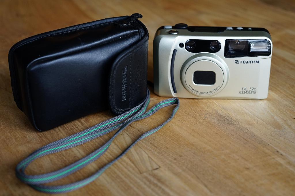 ✅ 📸 Fujifilm DL-270 Zoom Super, 35 -70 Zoom, 1992, Audio, Tv en Foto, Fotocamera's Analoog, Ophalen, Gebruikt, Compact, Fuji
