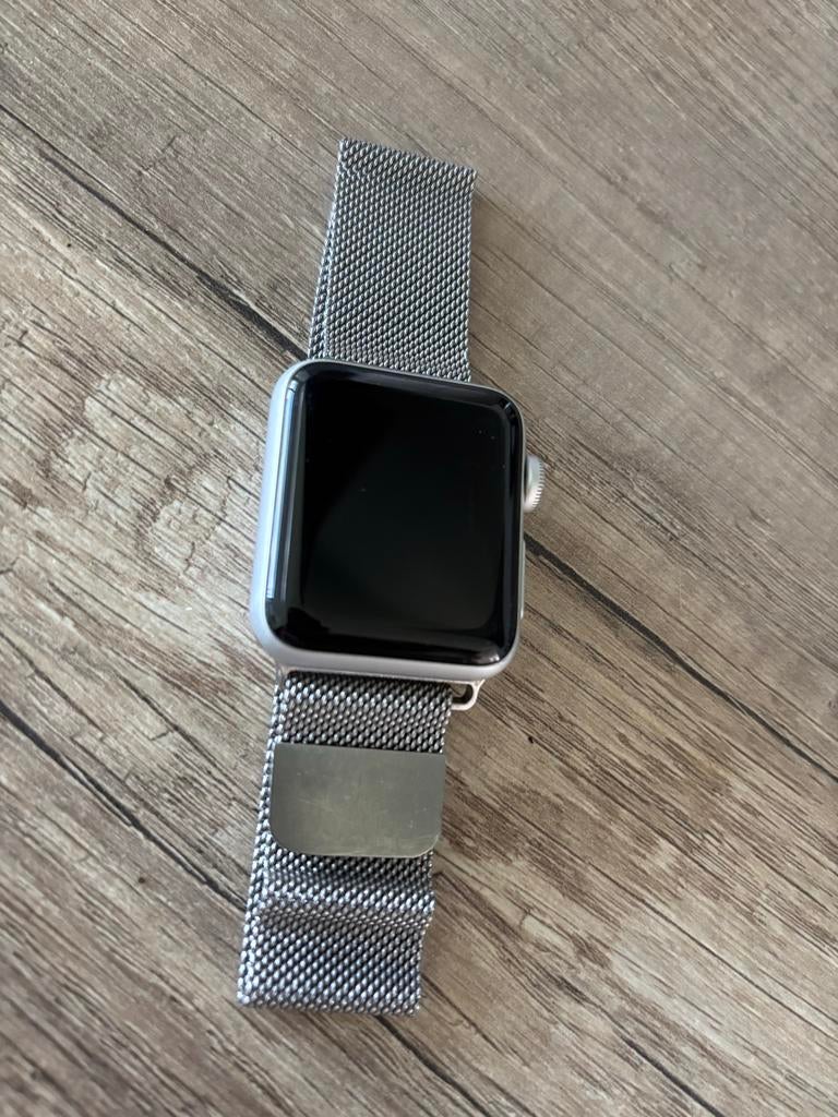 Apple Watch Series 3, 38mm aluminium, zilver, Ophalen, IOS, Waterdicht, Zilver