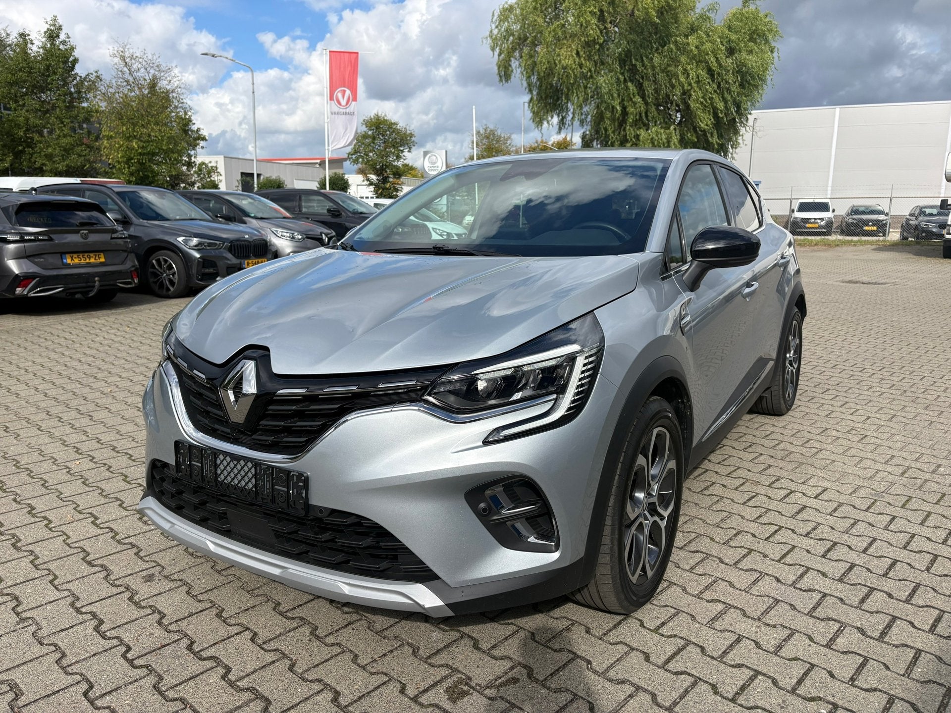 Renault Captur 1.6 E-Tech full hybrid 145 techno (BOVAG/RIJK, 12 maanden, Stof, Gebruikt, Zwart