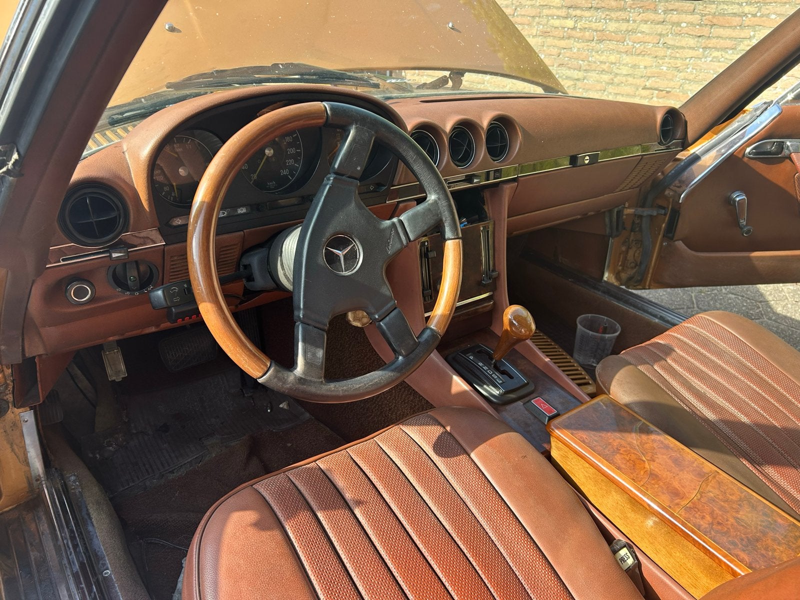 Mercedes-Benz Mercedes 1974 Bruin, foto 8