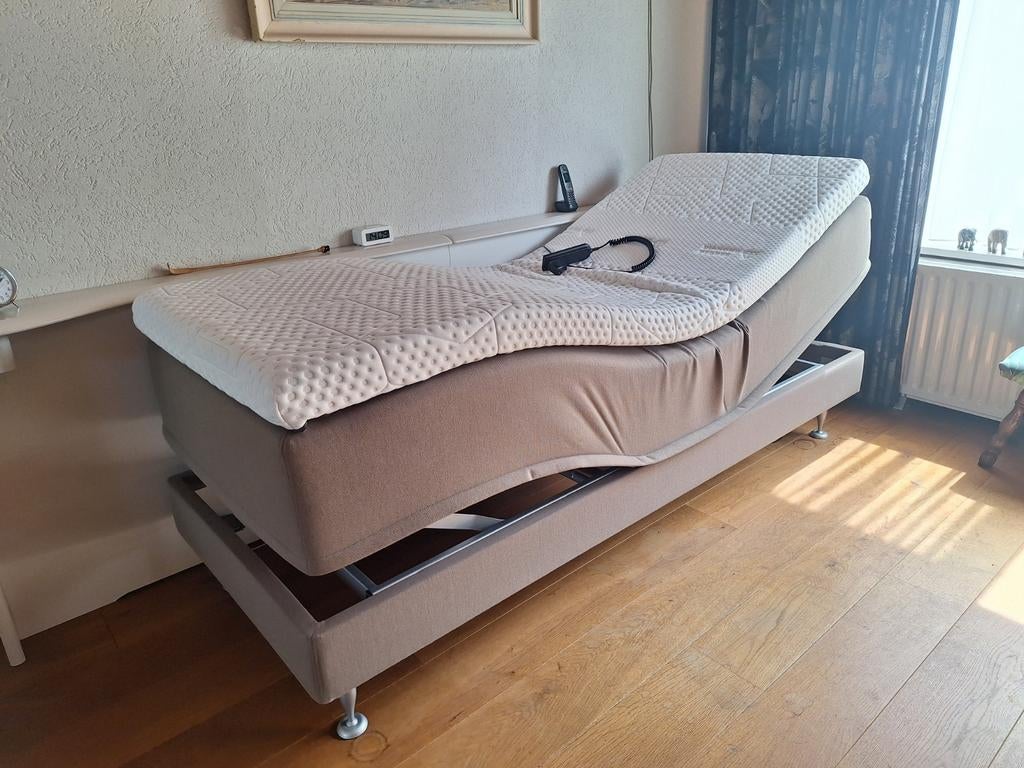 Boxspring 1 persoons Swiss sense, Ophalen of Verzenden, Gebruikt, Tweepersoons, 180 cm