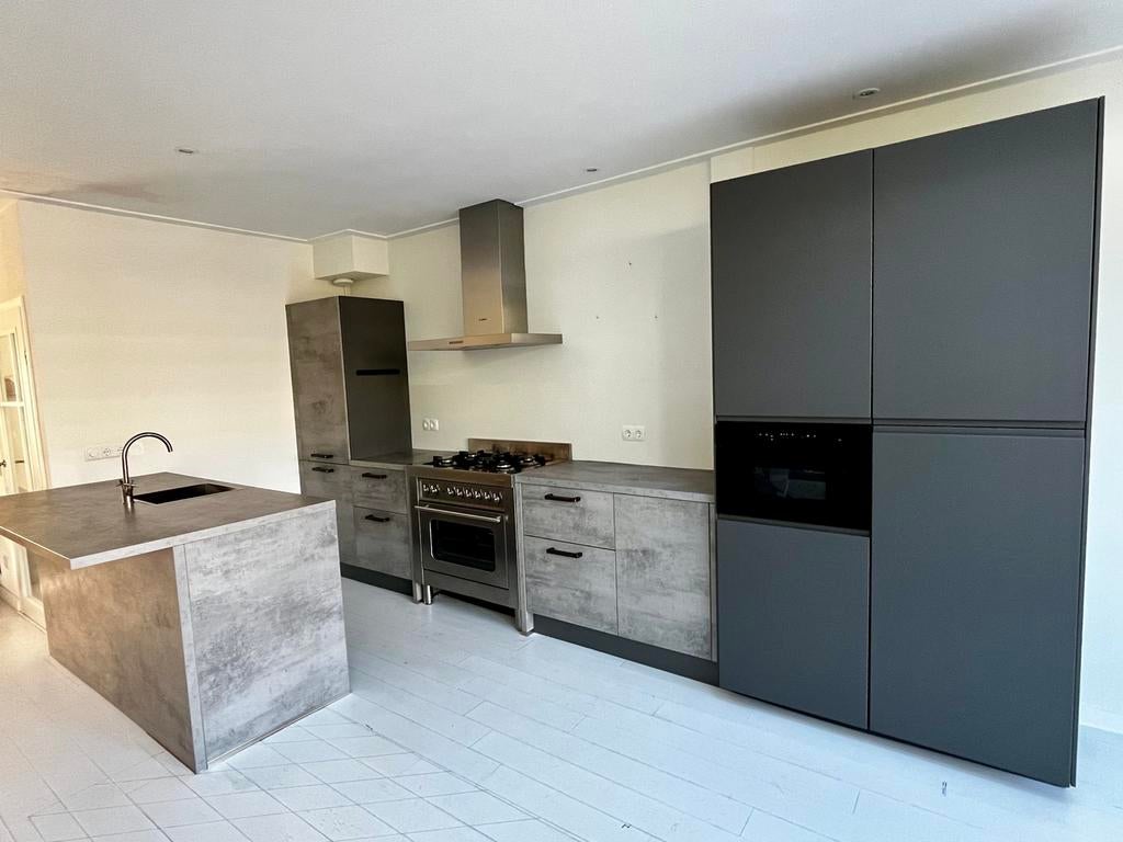 Keuken + eiland, apparatuur (‘18/22) zelf demonteren/ophalen, Huis en Inrichting, Keuken | Complete keukens, Ophalen, Gebruikt