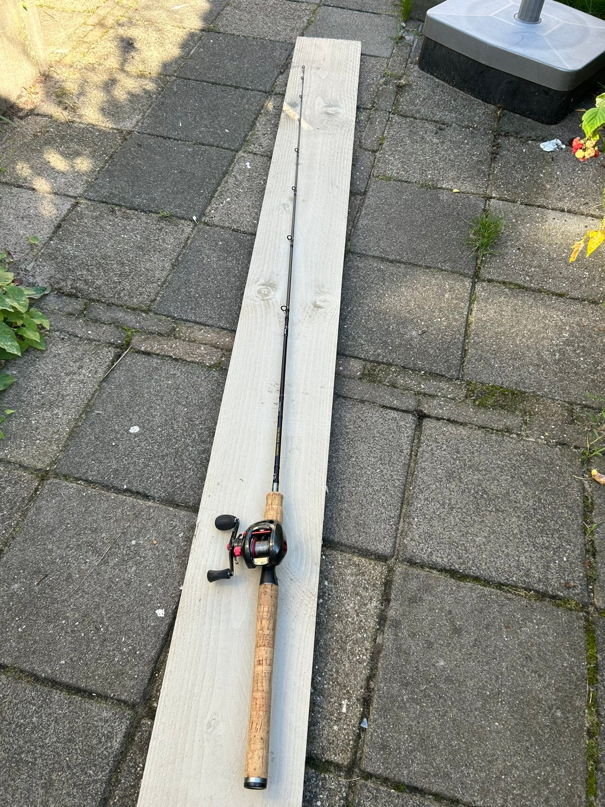Spro Verticaal set  hengel en reel Henk Simonsz, Ophalen, Zo goed als nieuw, Werphengel