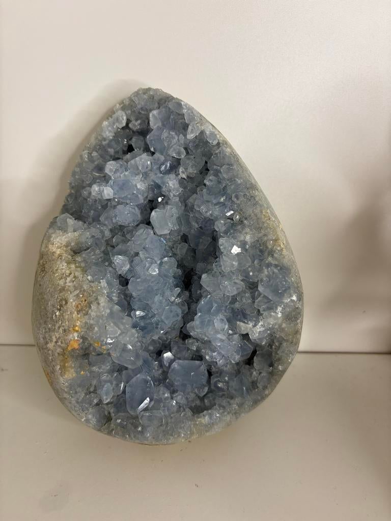 Prachtige Celestien Geode - Natuurlijke Kristalformatie, Verzamelen, Ophalen of Verzenden, Mineraal