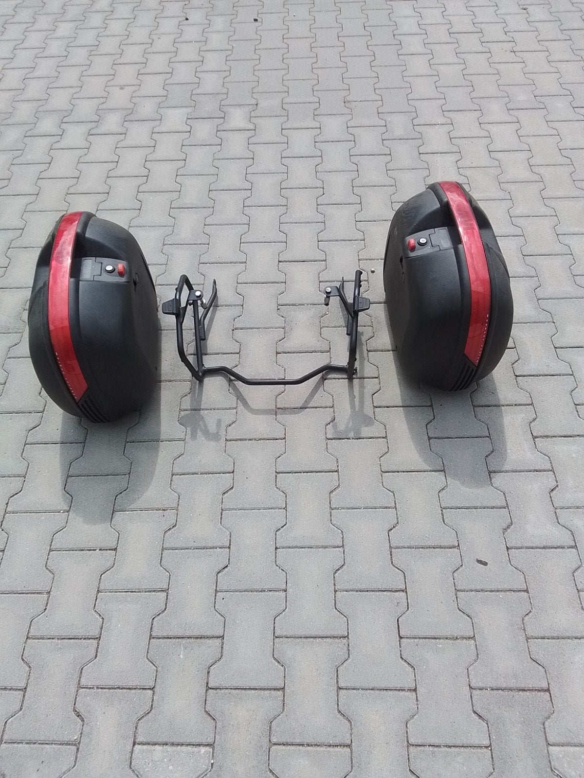 Motor koffers, Ophalen