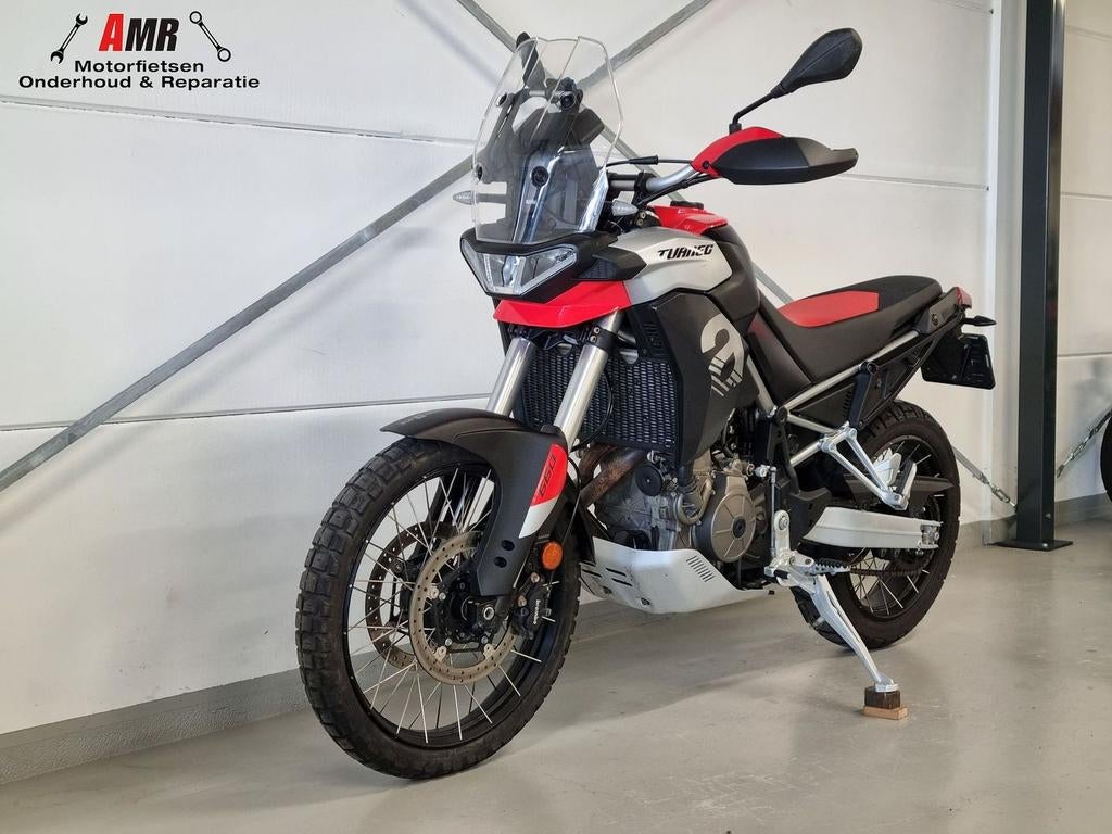 APRILIA TUAREG 660 (bj 2022), 2 cilinders, Motorrijbewijs A, Bedrijf, Onbekend